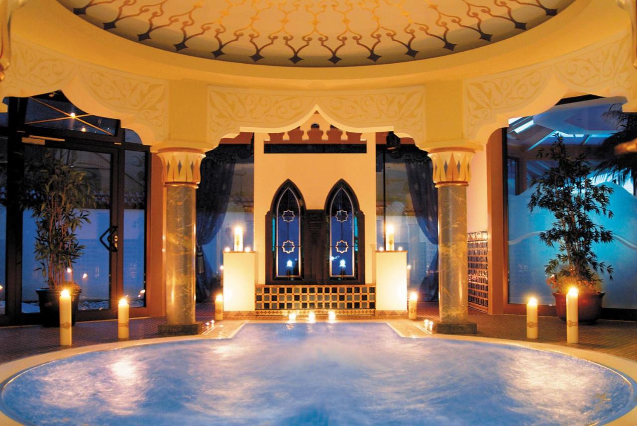 Strass- Aparthotel ไมย์อาโฮเฟิน ภายนอก รูปภาพ